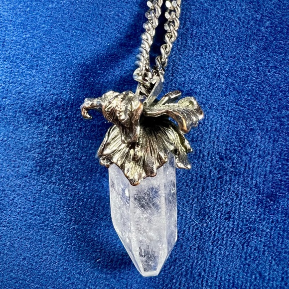 Alexander McQueen Iris Crystal Charm Necklace - Picture 6 of 12